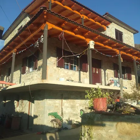 Vila Kamcishti * Tepelene