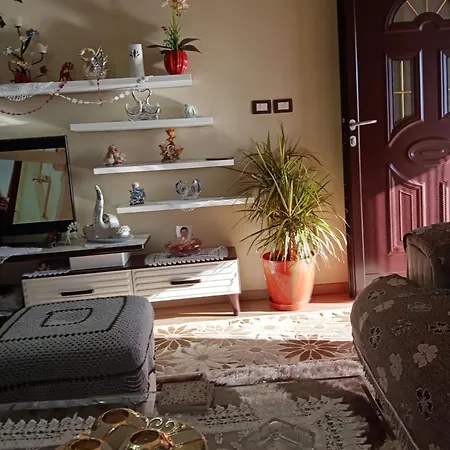 Vila Kamcishti *